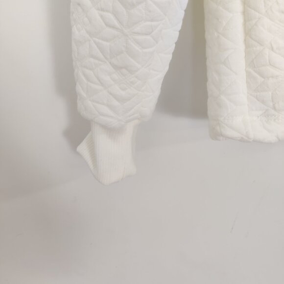 mySTYLE Women's Quilted Sweater Size S White Casual Activewear Outerwear Simple - Picture 3 of 8